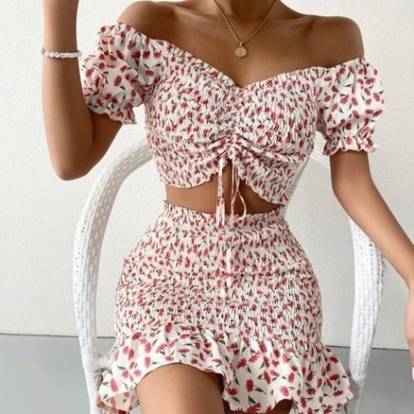 Boho chic Floral  Ruched Shirred Bodice Crop Top & skirt set - Picture 2 of 8